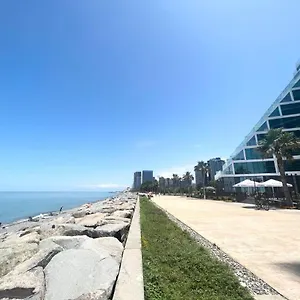 https://beachfront-batumi-view-apartments-by-globalstay.batumihotels.net